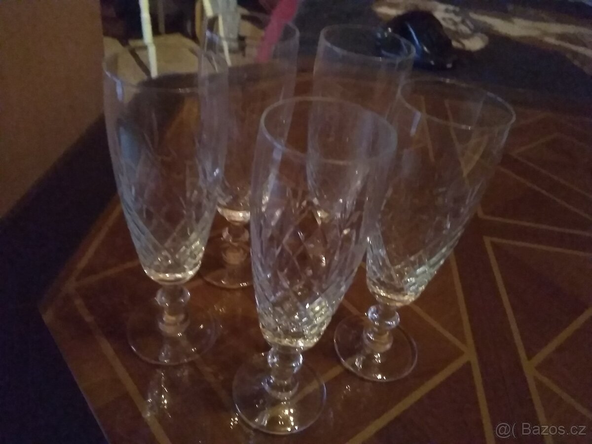 Vínové skleničky - 2
