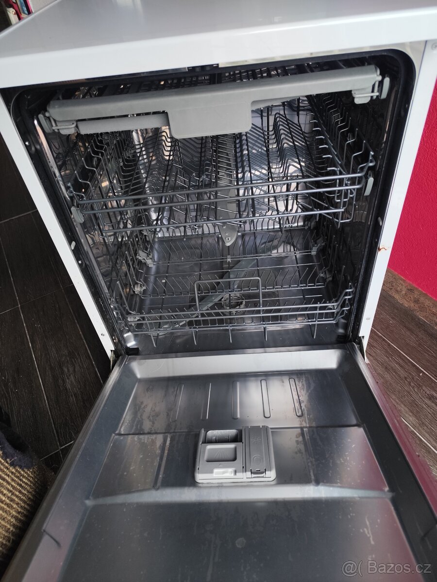Myčka nádobí - 2