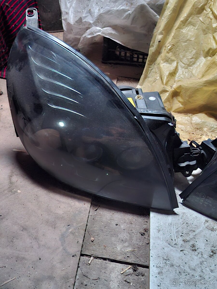 Ford Puma Přední světla - 2