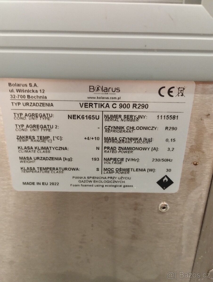 Chladící vitrína Bolarus Vertika C900 - 2