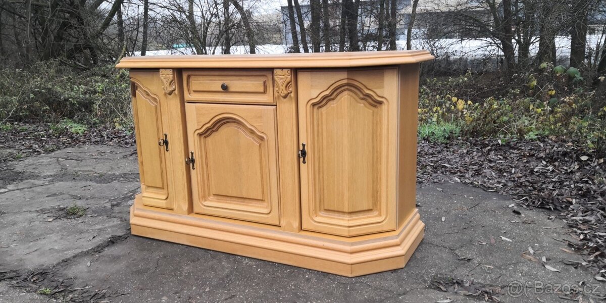 Rustikální masivní komoda - 2