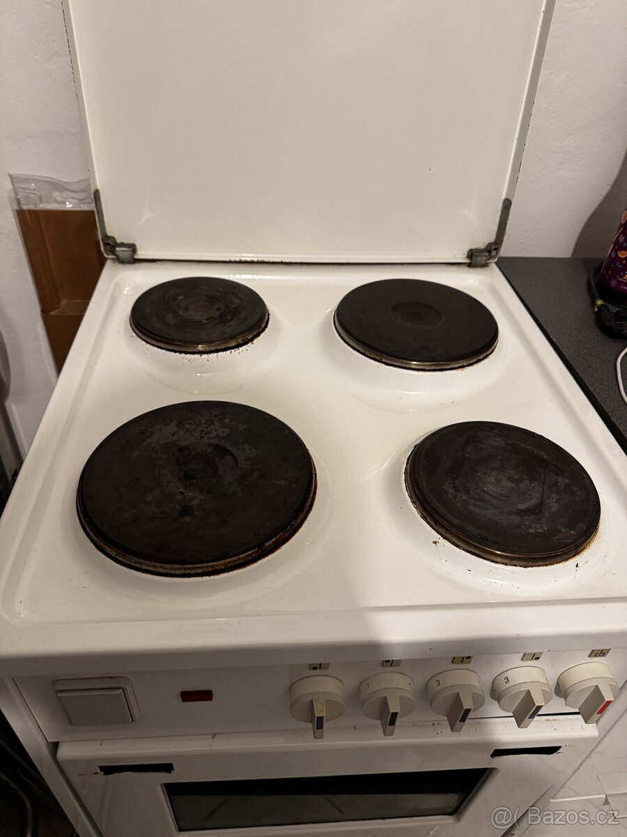 Za odvoz elektrický sporák Bauknecht - 2