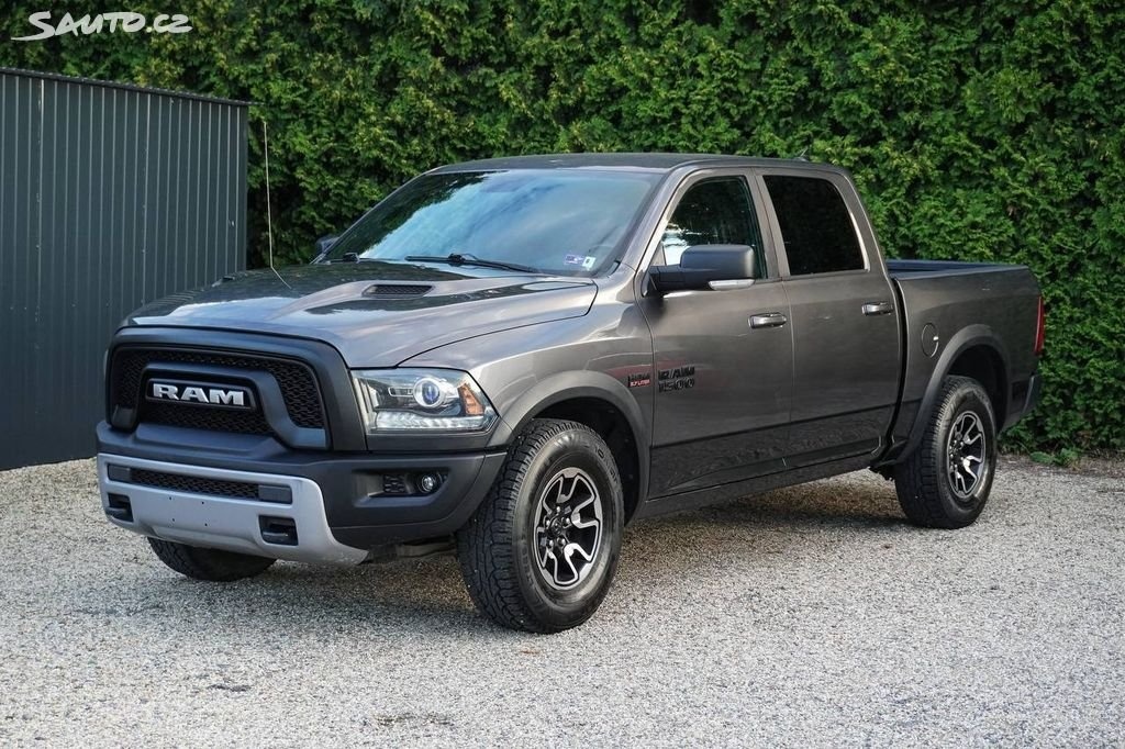 Dodge Ram 5.7 HEMI 4X4 REBEL EDITION - 2
