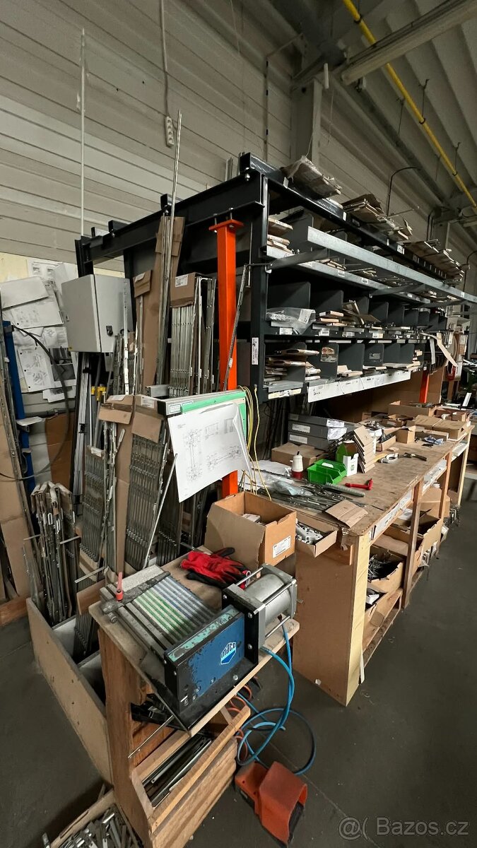 Elumatec kovací stůl - 2