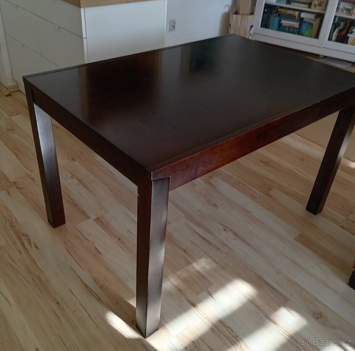 Jídelní stůl - 2