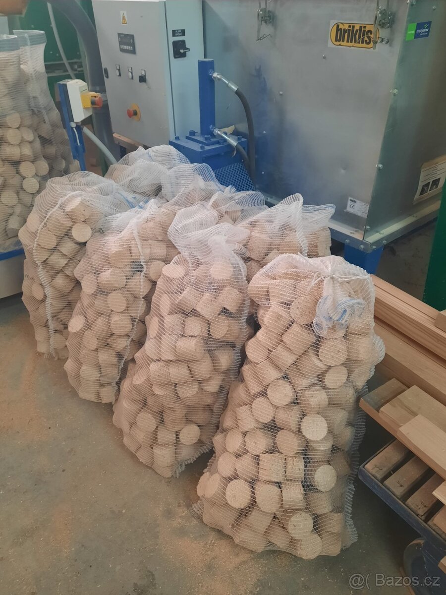 Dřevěné brikety - 2