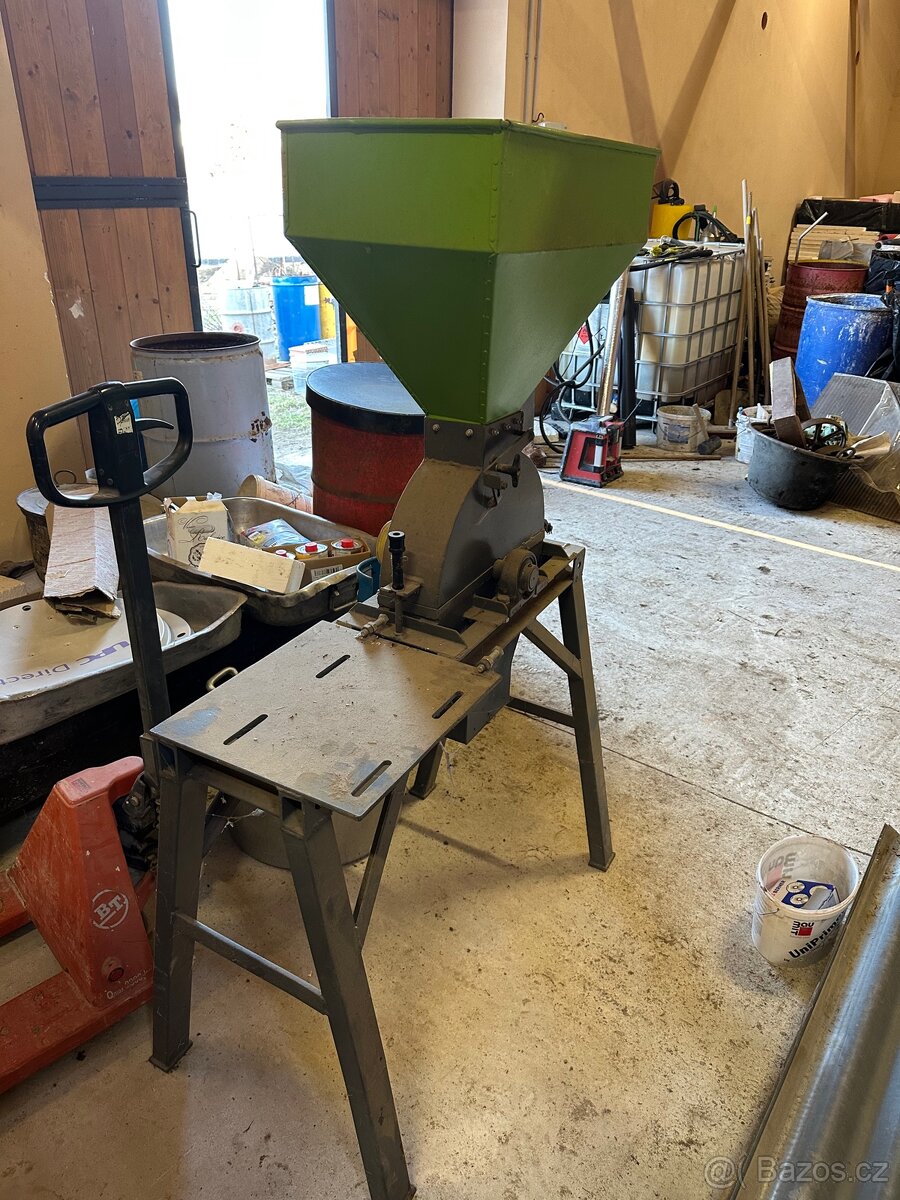 Šroťák na obilí - 2