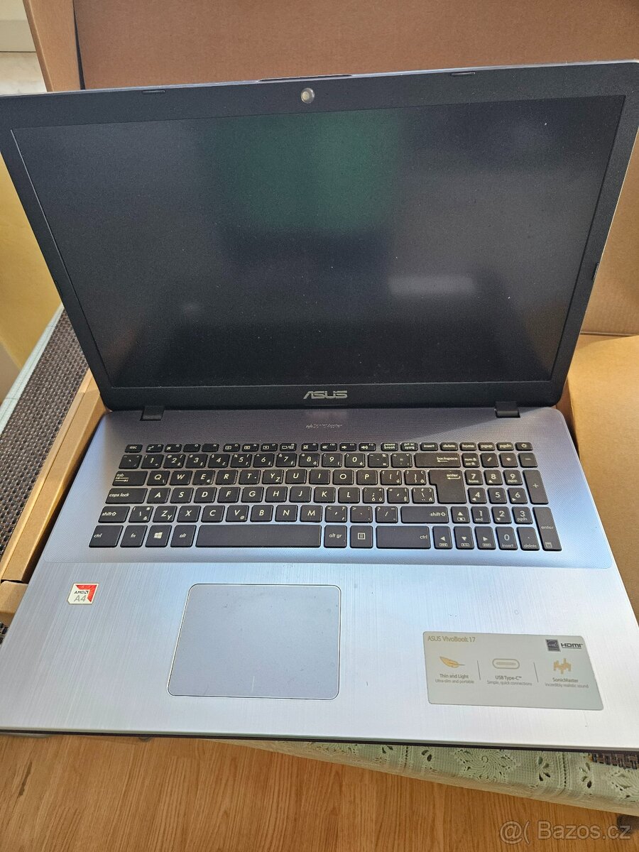 Prodám notebook Asus - 2