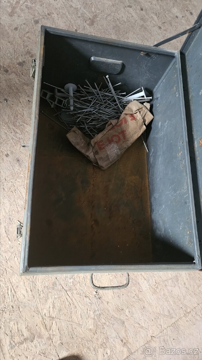 Bedna nářadí? - 2