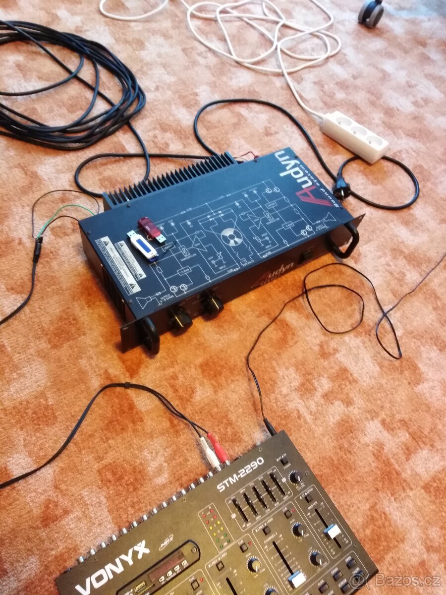 Prodám zesilovač Audyn. - 2