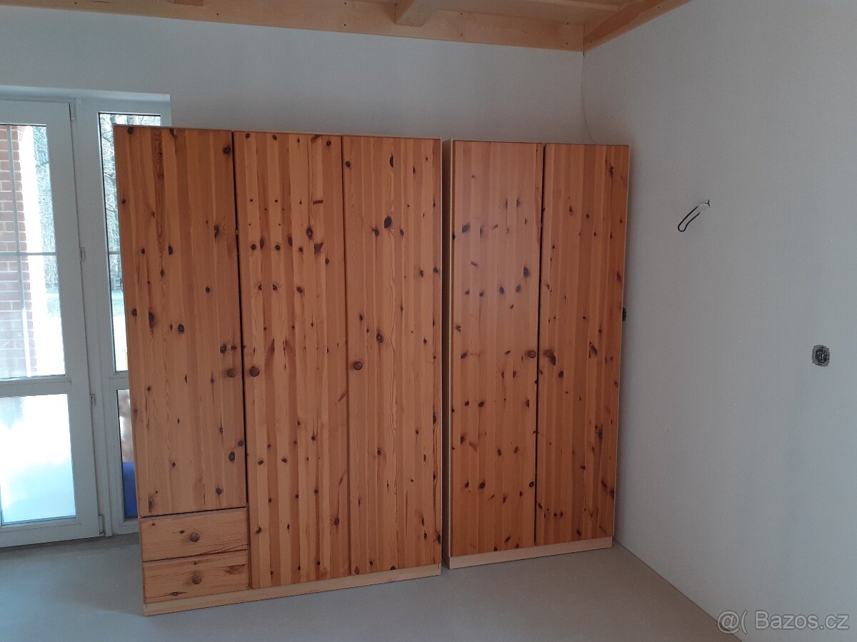 Borové skříně - 2