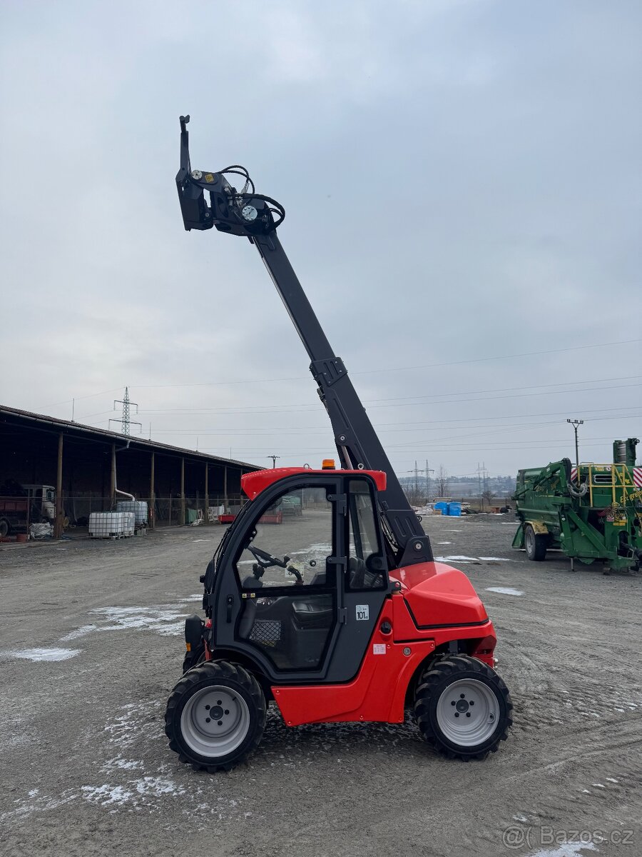 Teleskopický manipulátor ERT1500 - 2