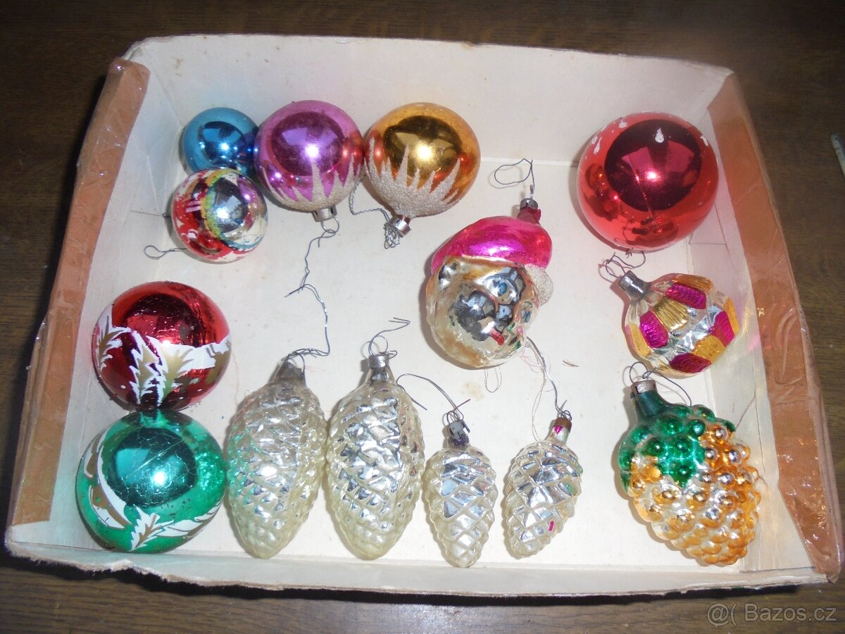 staré vánoční ozdoby - 2