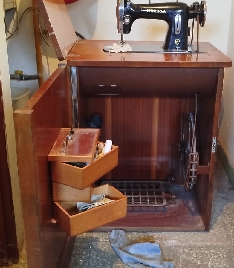 Šicí stroj Minerva - 2
