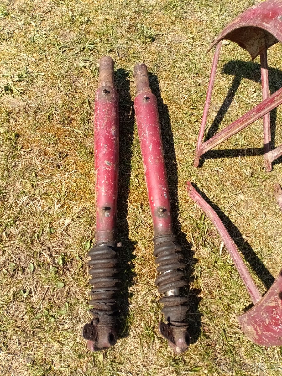 Jawa pérák 250 blatník, tlumiče - 2