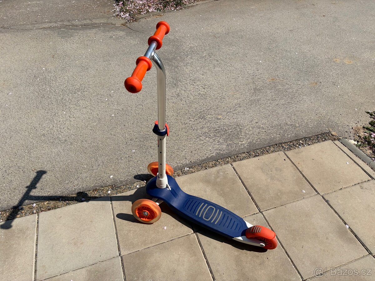 Dětská Tříkolová Koloběžka zn. OXELO - 2