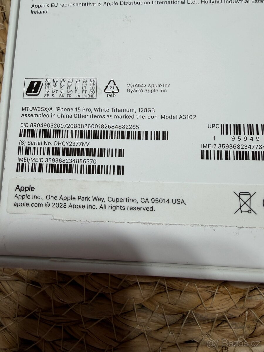 iPhone 15 Pro White Titanium 128 GB - 2