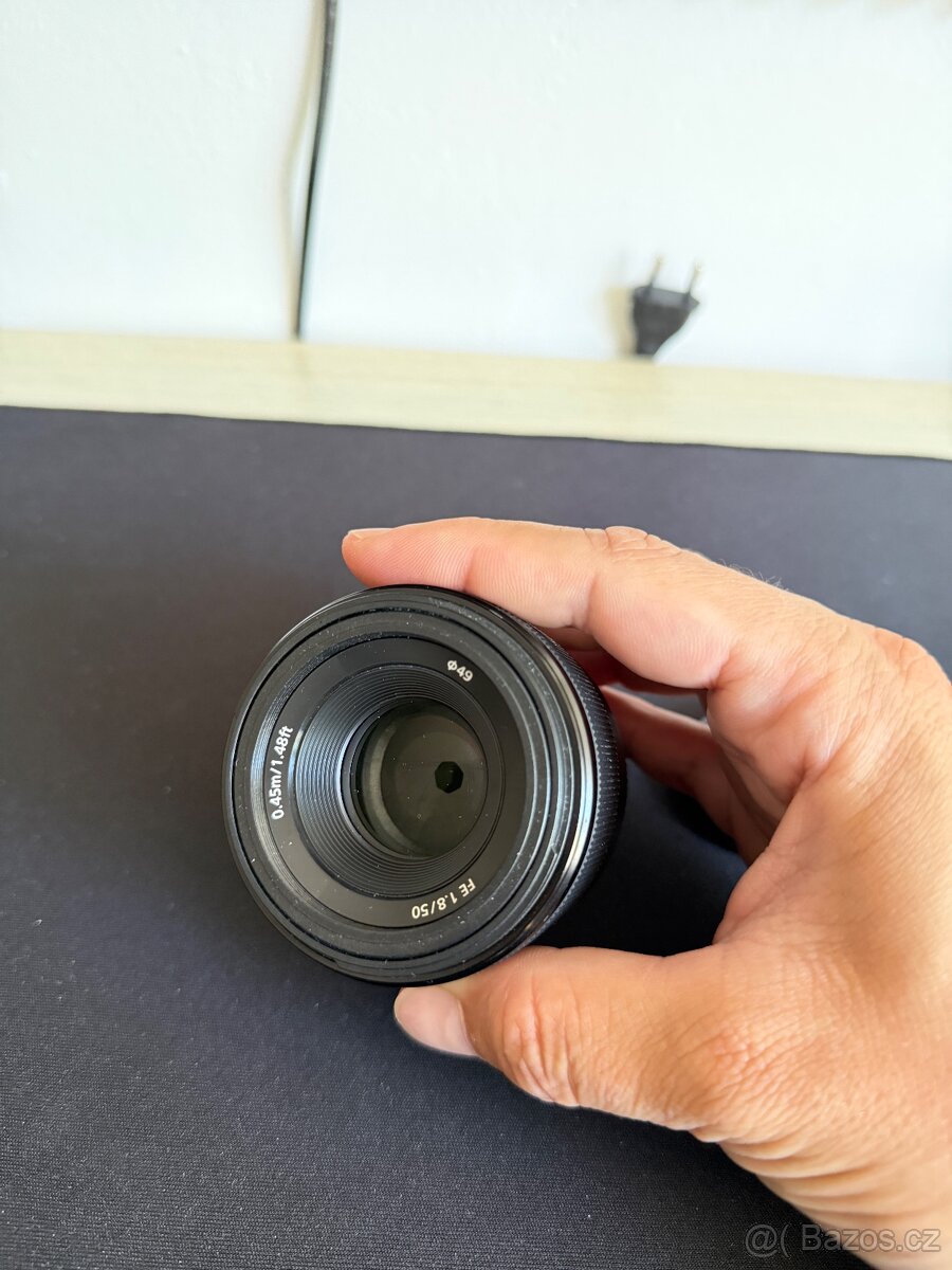 Sony 50mm f/1.8 - 2