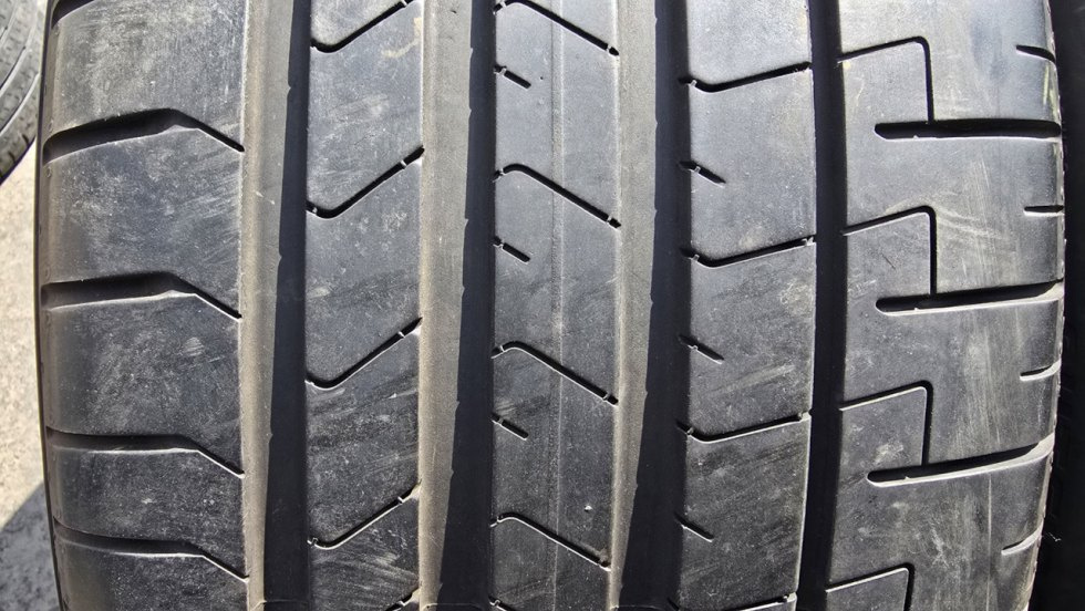 Letní pneu 245/40/20 Pirelli - 2