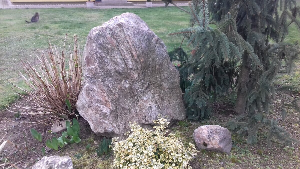 Kámen do zahrady - 2