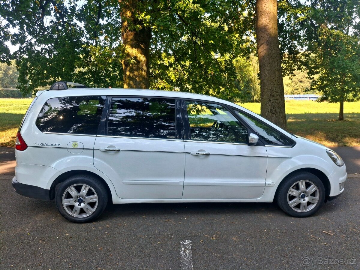 Ford Galaxy 2.0 TDCi Titanium 7.míst webasto - 2