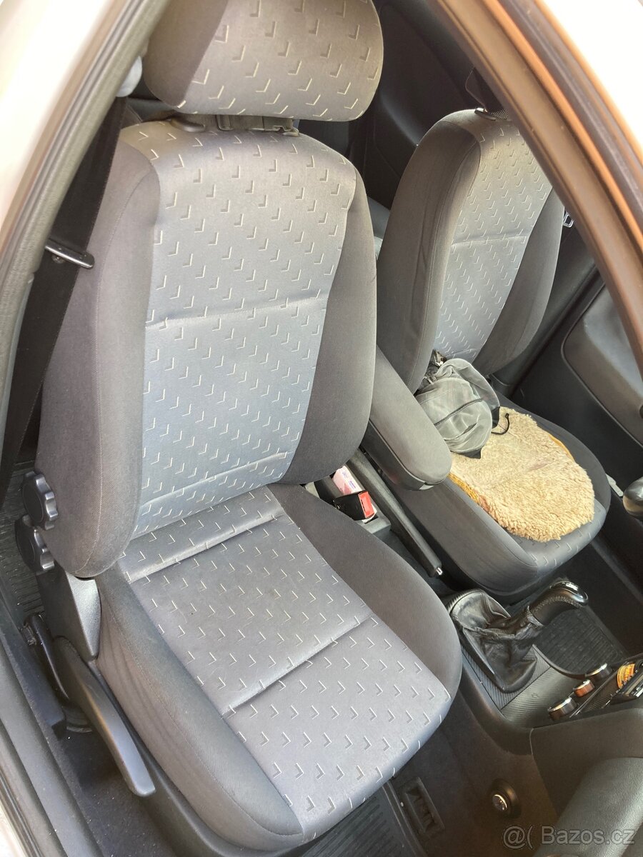Skoda Octavia 1 - 2