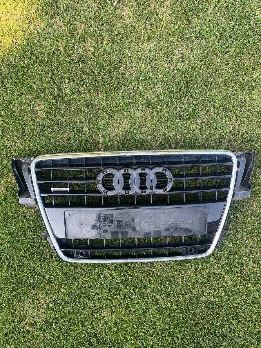 Audi a5 b8 2010 maska - 2