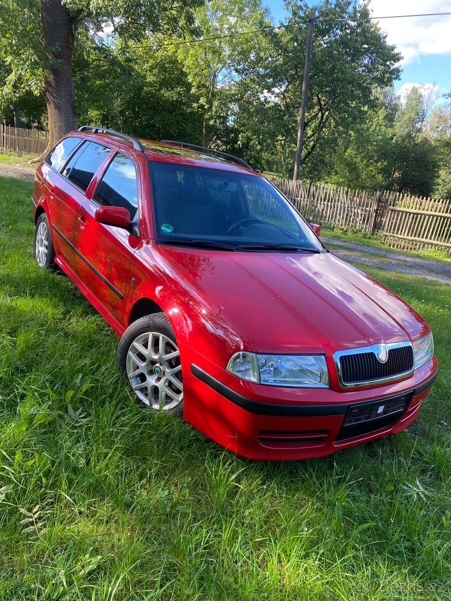 Škoda Octavia combi 1,6 75kw Gt model - 2