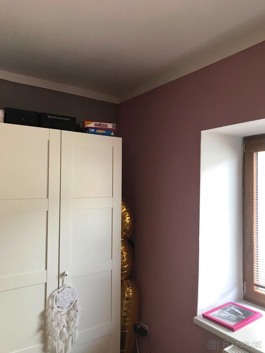 Skříň IKEA - 2