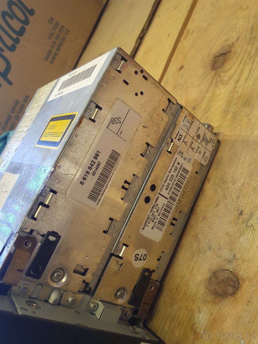 Navi plus RNS - D z Audi A8 D2 - 2