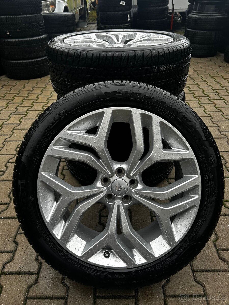 Zimni sada Range Rover Velar