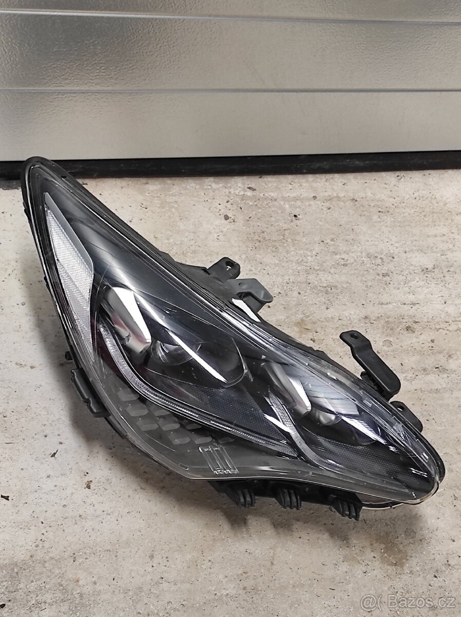 Prodám Full Led světlomety na Kia Stinger - 2