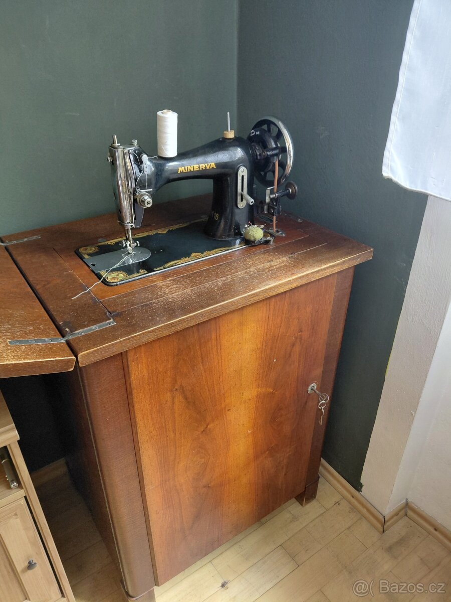 šicí stroj - 2