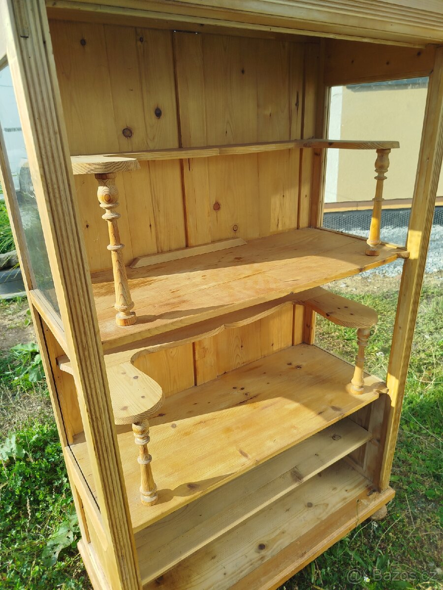 STAROŽITNÝ SKLENÍK / velmi pěkný - 2