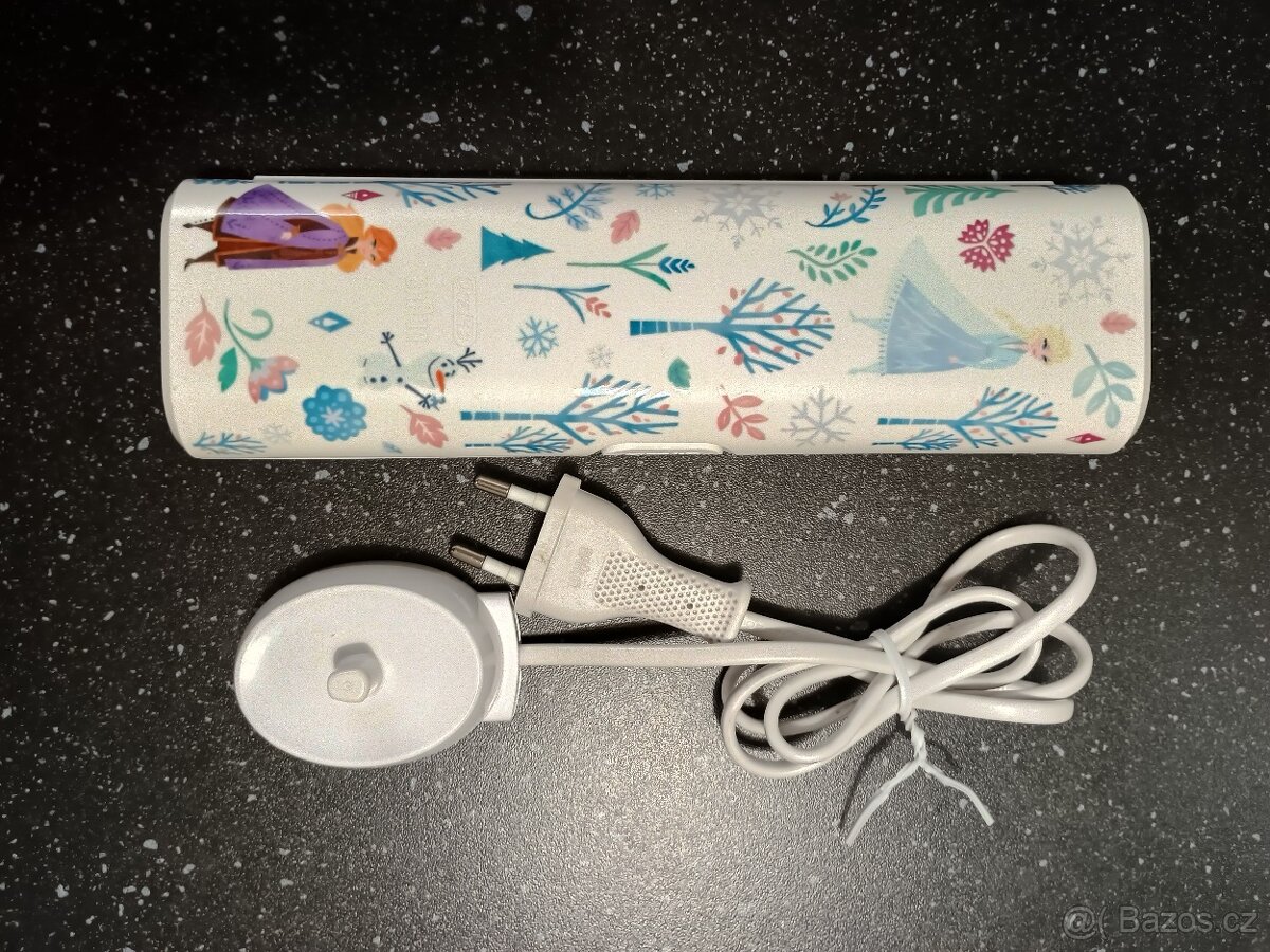 Dětský elektrický zubní kartáček Oral B Pro + 8ks hlavic - 2