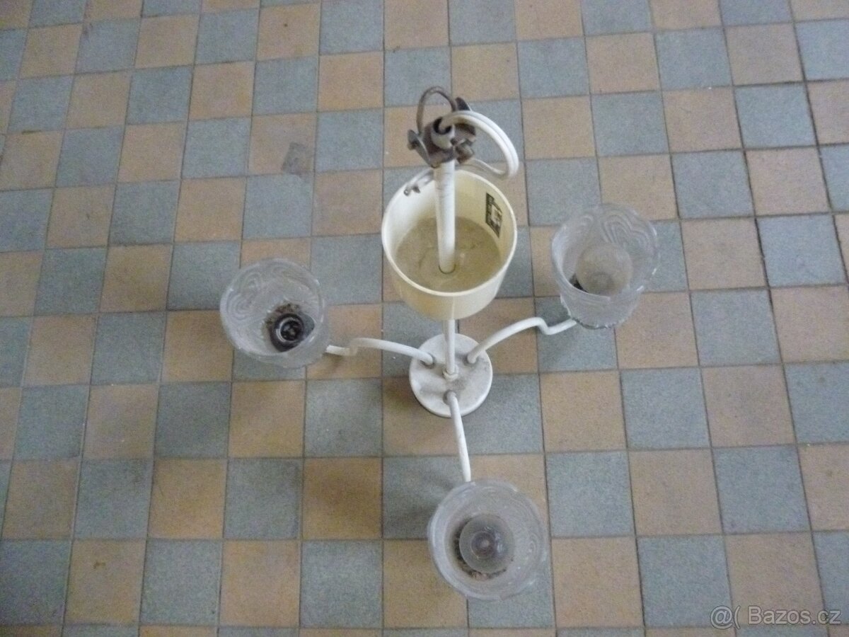 Lustr Retro tříramenný - elegantní - 2