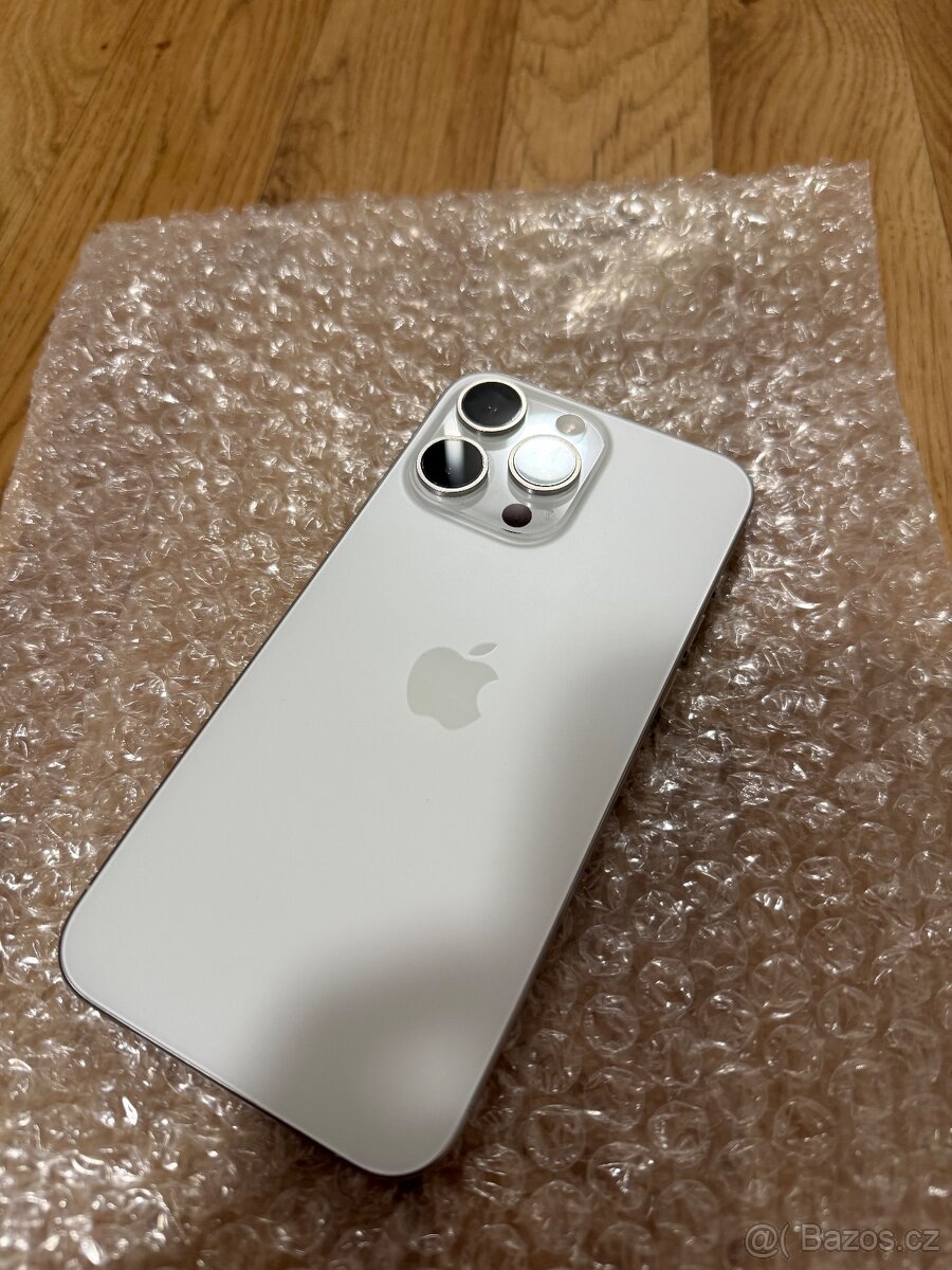 Apple iPhone 15 Pro Max 256GB - 2