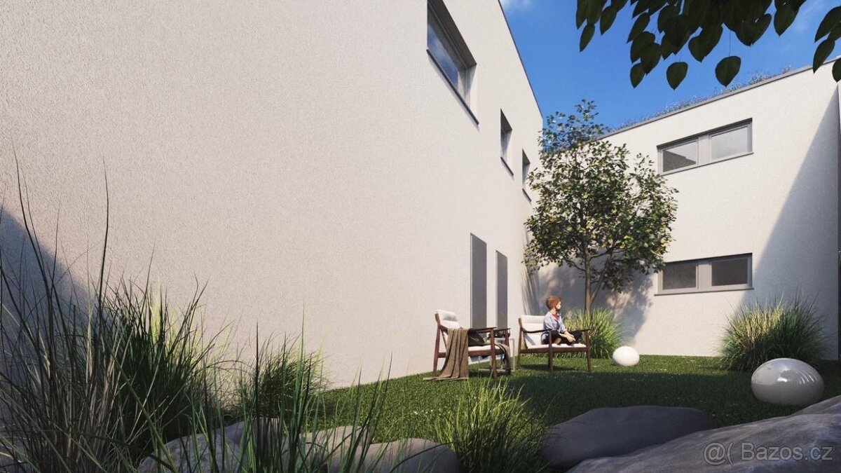 Prodej pozemku s projektem , vydáno stavební povolení - 2