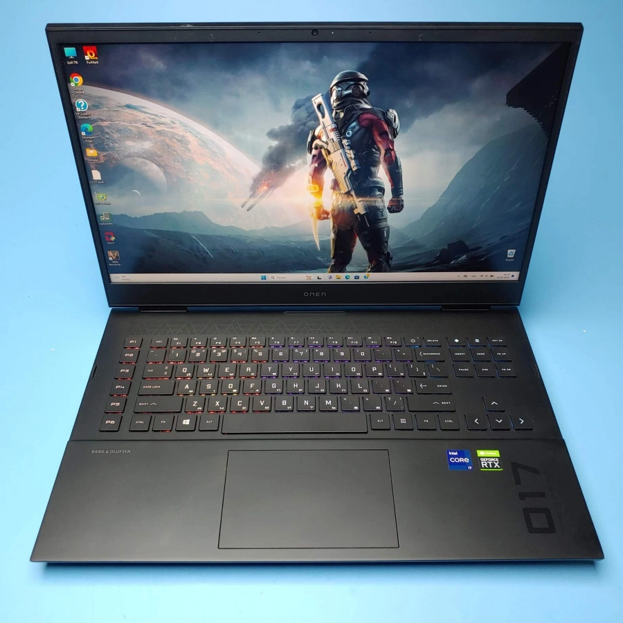 Herní Hp Omen 17 17.3" i7, 32gb ram, 1Tb nvme, RTX 4060 8GB - 2