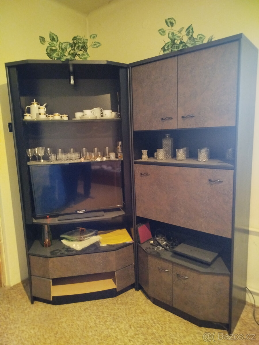 obývací stěna - 2