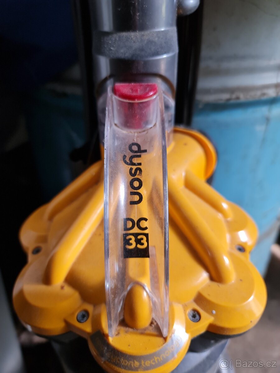 REZERVACE, Dyson vysavač - 2