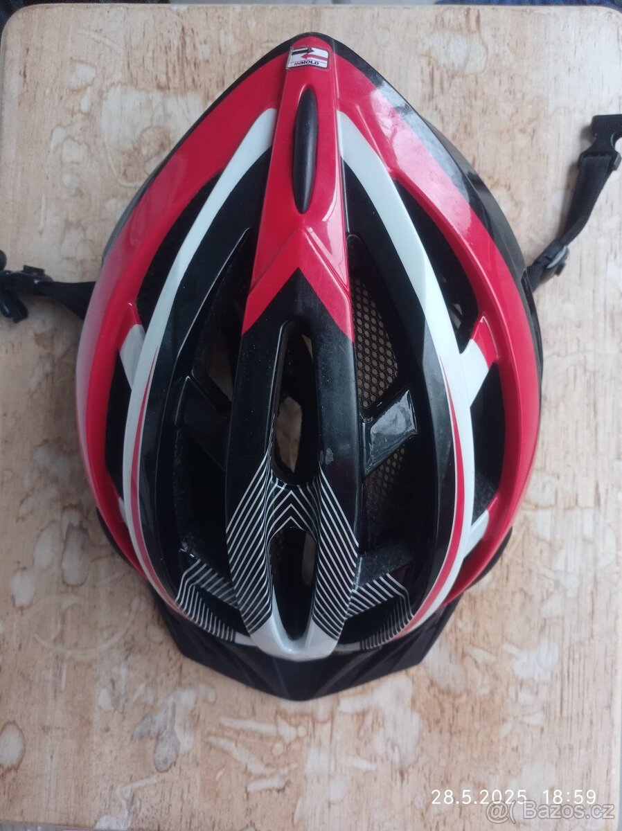 cyklistické helmy - 2