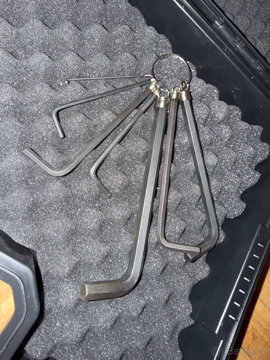 Sada imbusových klíčů na kroužku - 2