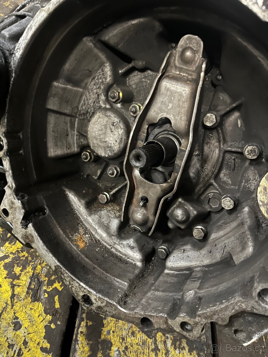 Škoda Octavia 2 manuální převodovka - 2