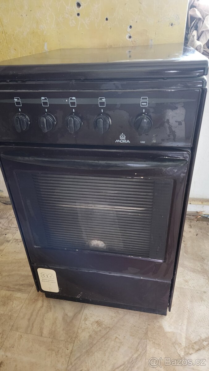 Celo plynový sporák Mora 1202 - 2
