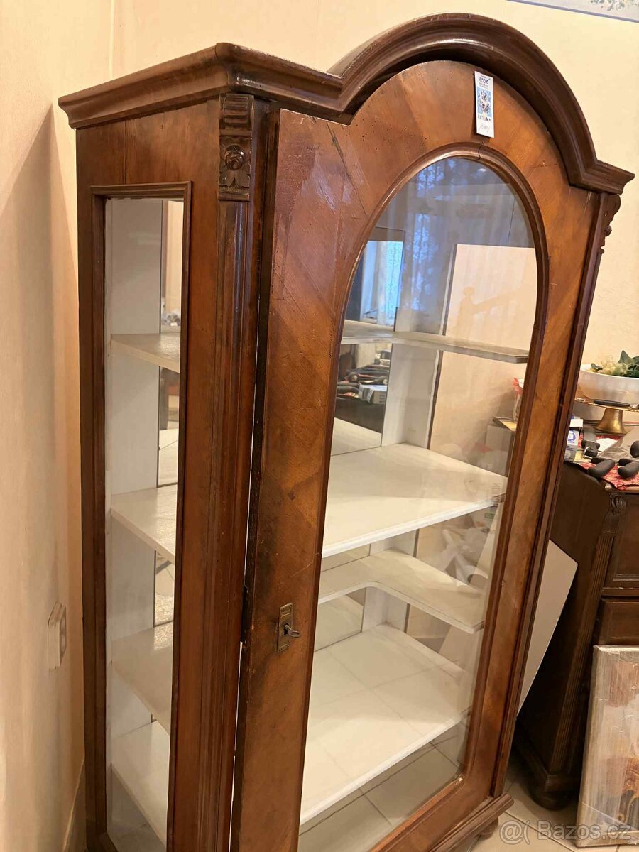 Skříň skleník - dýha - 2