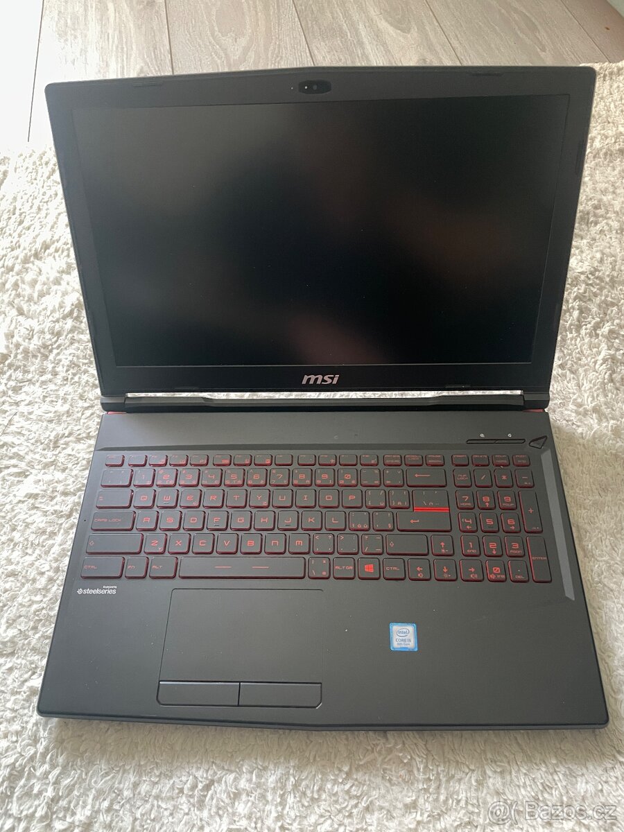 Herní notebook MSI, top stav - 2