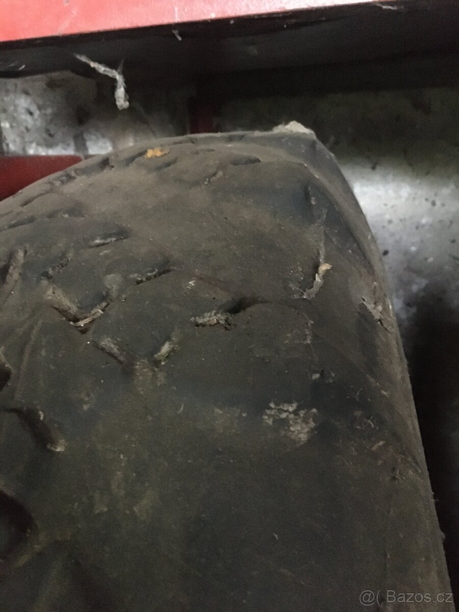 Prodám 2ks pneu - 2