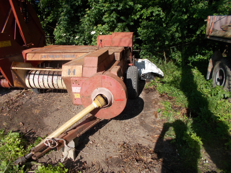 Lis na malé balíky IHC 422 - 2