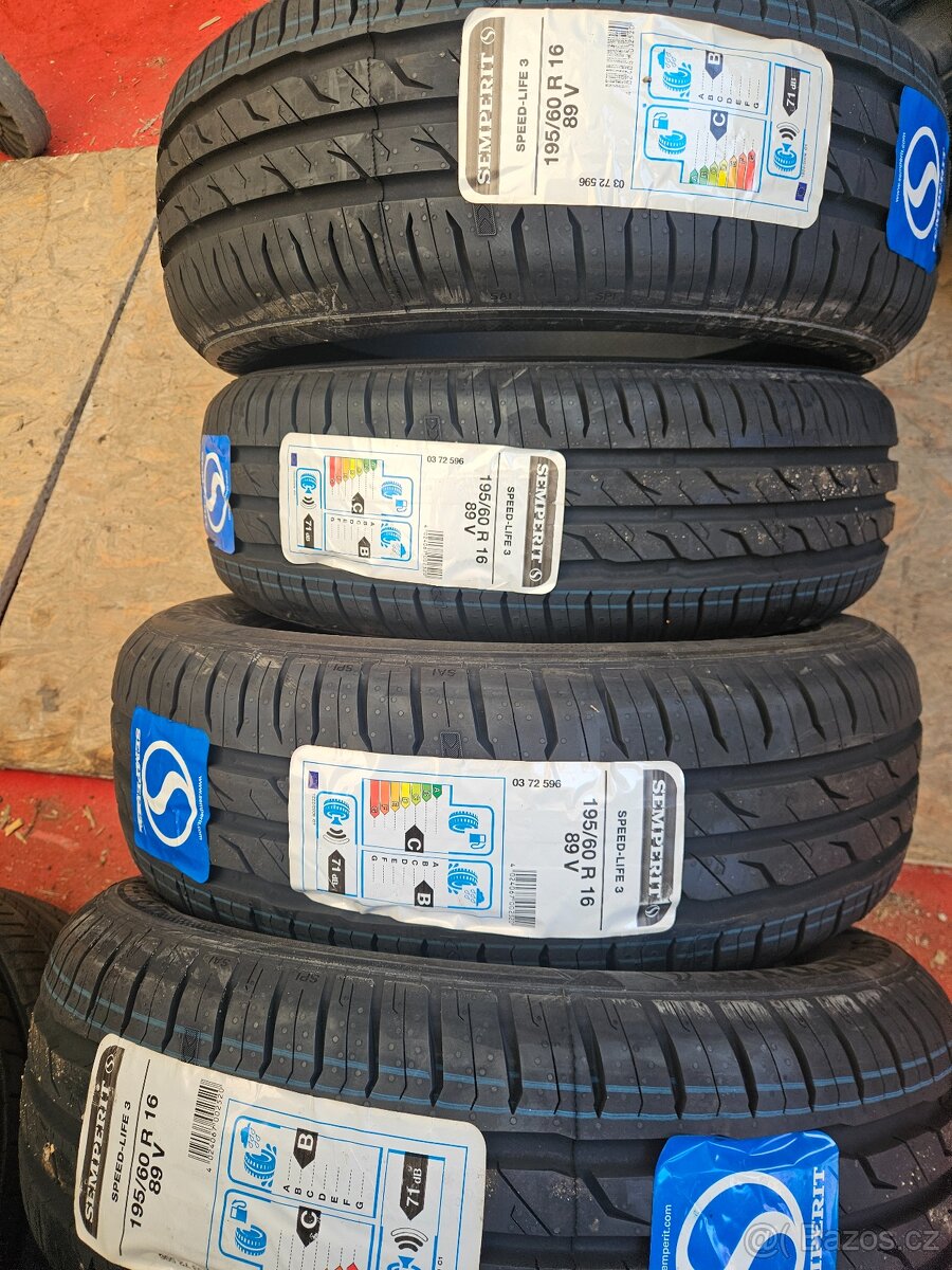 195/60R16 89V Semperit - 2